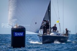 SNIM-2022-JOUR-3-215